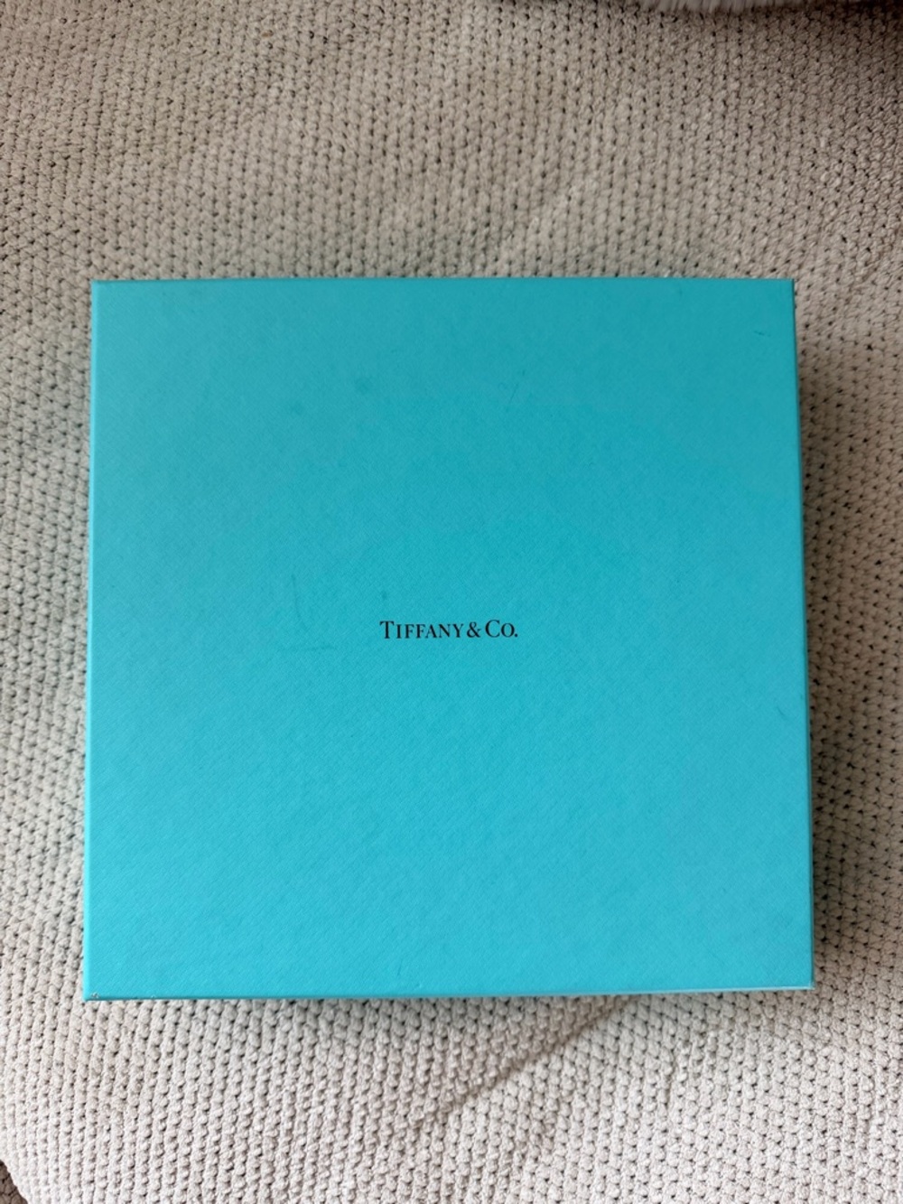 Assouline WINDOWS AT TIFFANY & CO. BOOK New with Box - Picture 7 of 13